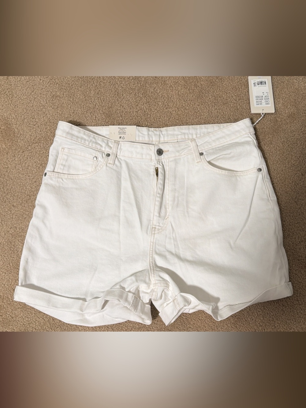 3/$20 SALE - H&M White Mom Jean shorts